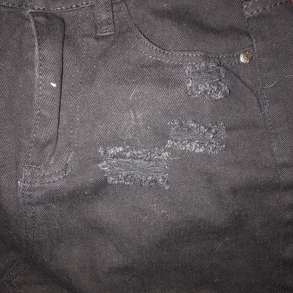 Distressed mini skirt - Picture 2 of 6